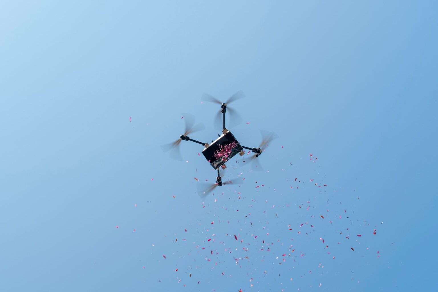 Intralogistyka wychodzi z cienia: rok 2026 przyspiesza robotyzację małych magazynów